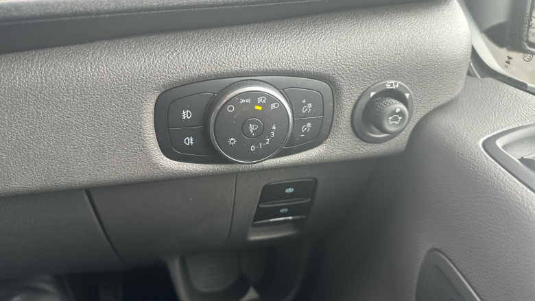 Ford Transit 350 L3 Diesel Fwd 2.0 EcoBlue 165ps H2 Limited Van Auto [Nav]